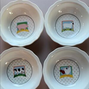 Vintage Vandor Set of 4 Farm Animal Bowls